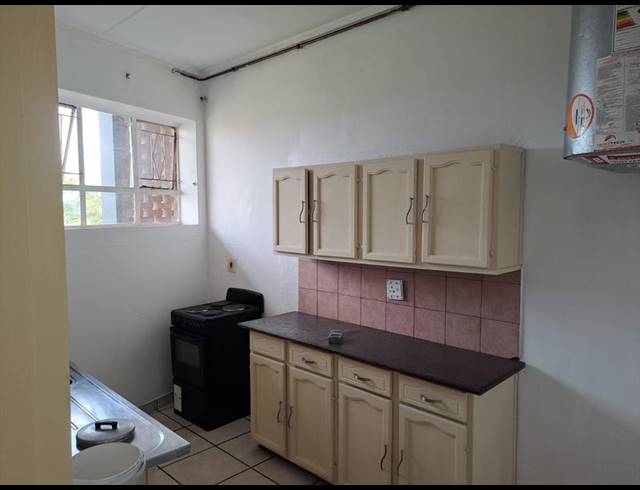 2 BEDROOM PROPERTY TO RENT IN ARCADIA